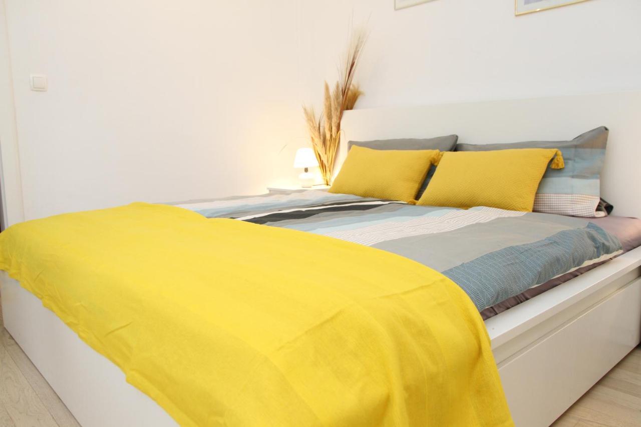 Apartment Biondic - Villa Sunce Сень Екстер'єр фото